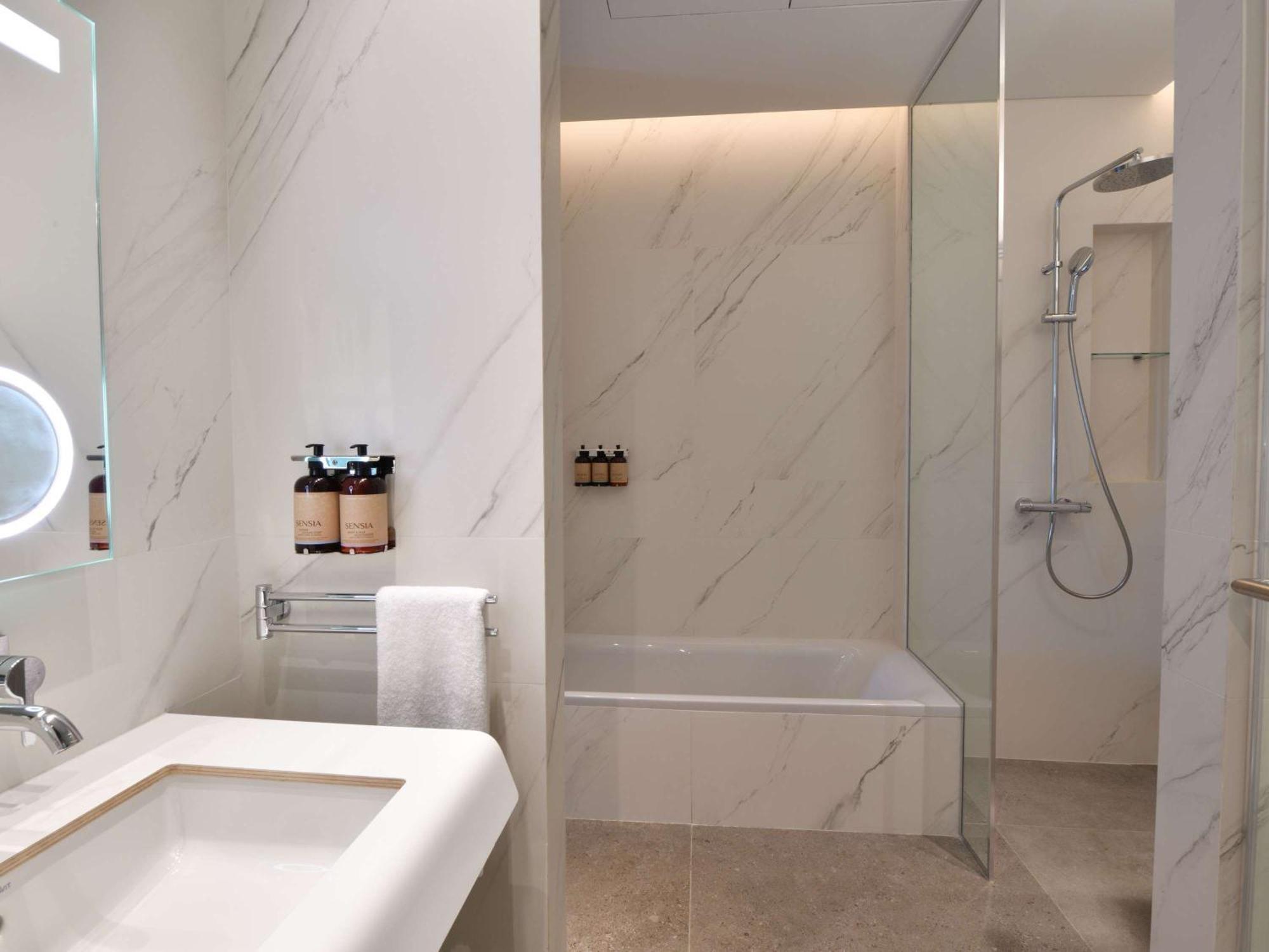 Novotel Abidjan Marcory 外观 照片